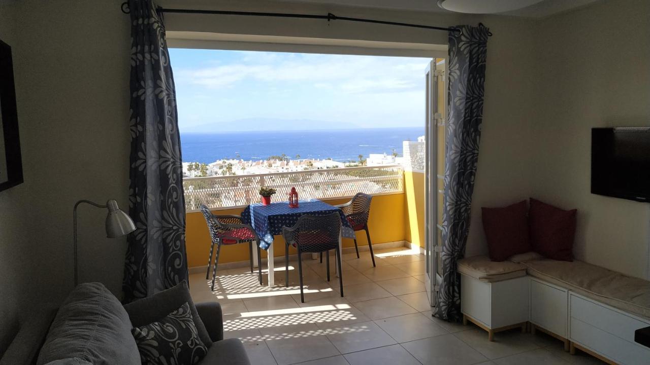 Nice Sea Views At Torviscas Beach 1 Bedr. Orlando Daire Costa Adeje Dış mekan fotoğraf